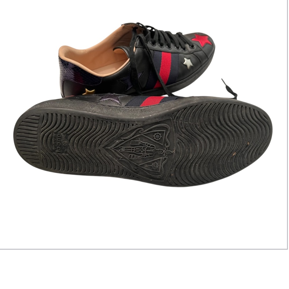 Men’s Gucci black leather Ace metallic stars low top sneakers. AUTHENTIC - Picture 3 of 6